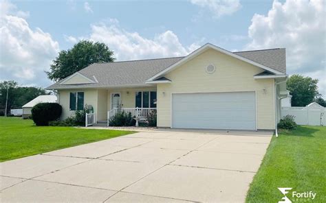 homes for sale geneva ne|More.